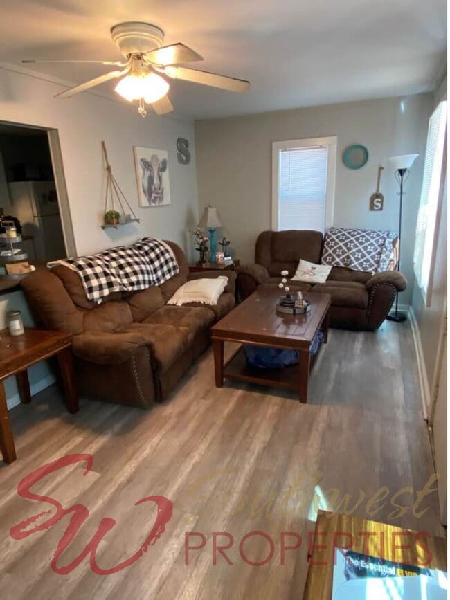 Foto del edificio - Perfect 1 Bed / 1 Bath Apartment (Single Occupancy Only)