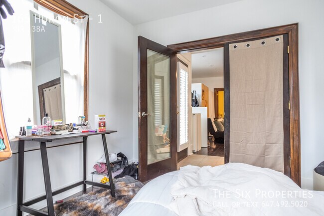 Photo du bâtiment - U of T Three Bedroom