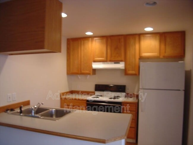 Building Photo - 1016 Quail Glenn Dr