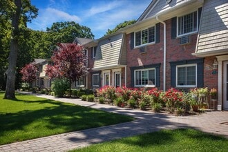 Building Photo - 701 Grimsby Pl