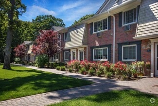 Building Photo - 701 Grimsby Pl