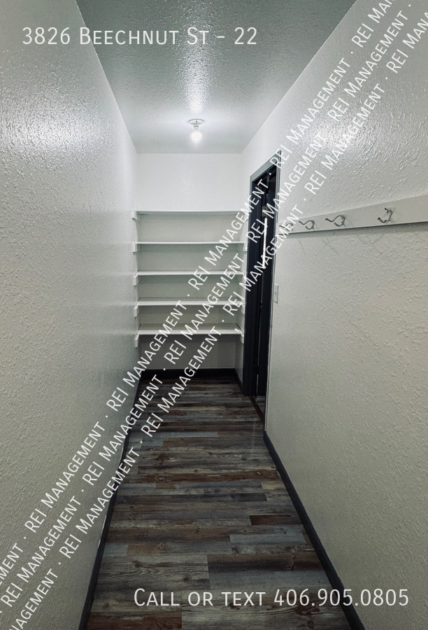 Building Photo - 3826 Beechnut St