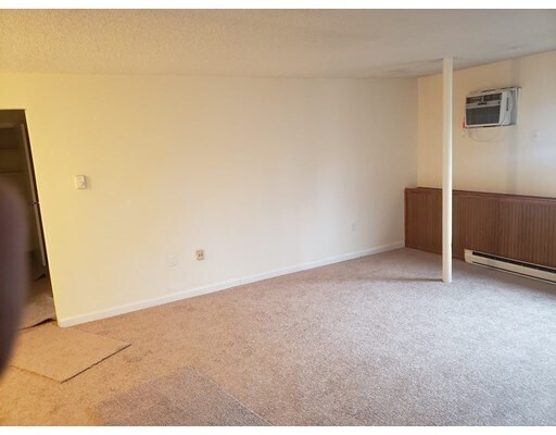 Building Photo - 16 Juniper Rd