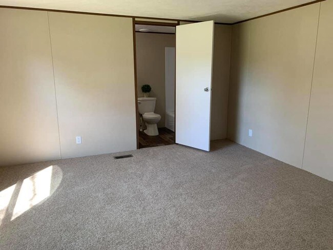 Foto del edificio - 119 Victory Cir