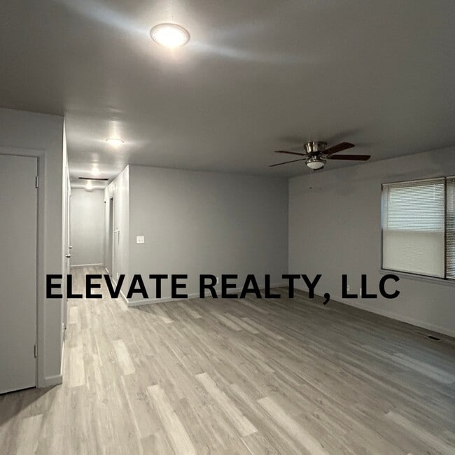 Building Photo - 6008 S Madison Pl