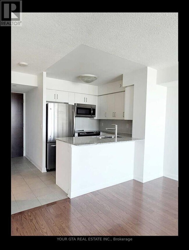 Building Photo - 205 Sherway Gardens Rd