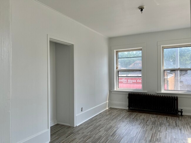 Bonus room - 2324 Atwood Ave