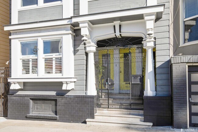 Building Photo - 509 Dolores St