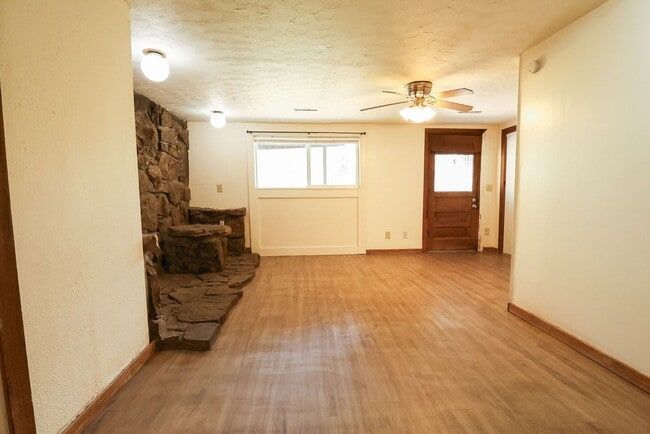 Building Photo - 4700 Foothills Dr