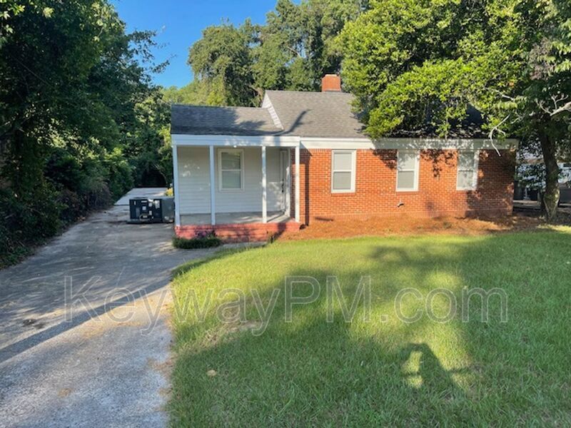 Primary Photo - 110 Culley St