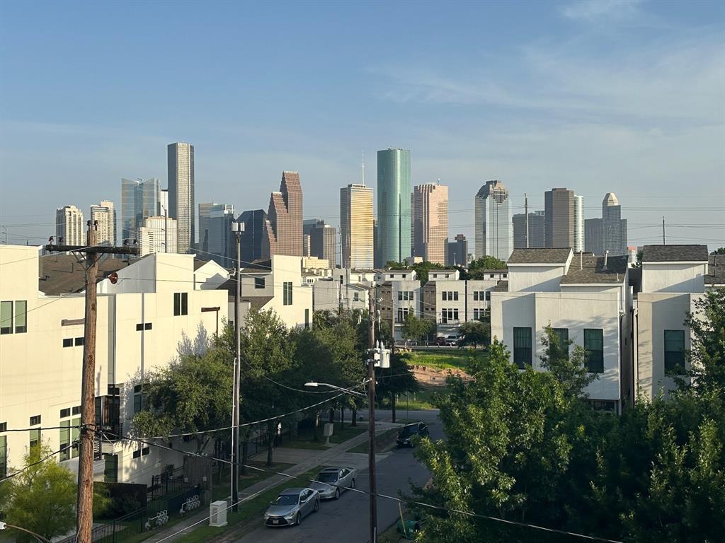 Foto principal - 1702 Alamo St