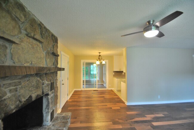Foto del edificio - Rare Lakeview Rental in Fairfield Glade!
