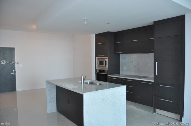 Building Photo - 1 br, 1.5 bath  - 900 Biscayne Bay Condo