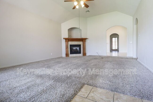 Foto del edificio - 13102 N 132nd E Ave