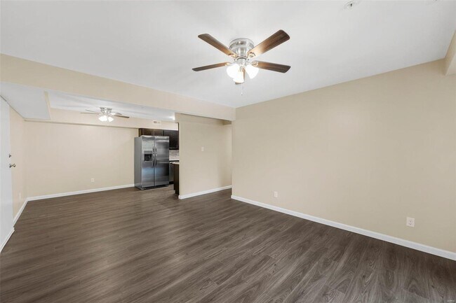 Foto del edificio - 1329 Prospect Village Ln