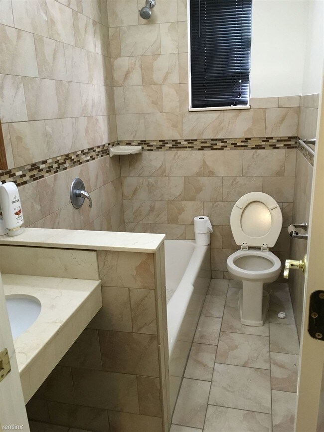 Foto del edificio - 3426 41st St