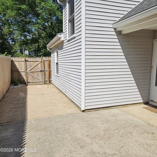 Building Photo - 3 Millay Ct