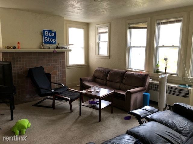 Building Photo - 3 br, 2 bath Townhome - 5149 5th Ave