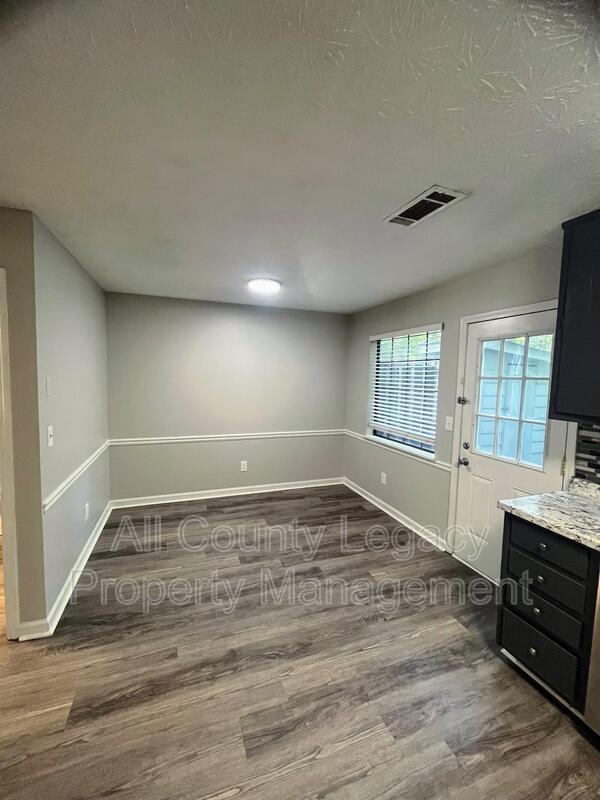 Foto del edificio - 3081 Parkside Ct