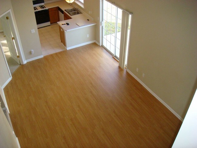 Foto del edificio - 5525 Gateway Pl