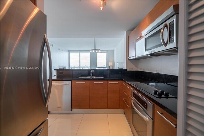 Foto del edificio - 253 NE 2nd St