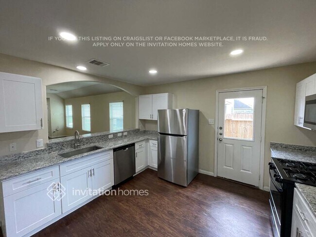 Foto del edificio - 12623 Mountain Daisy Rd