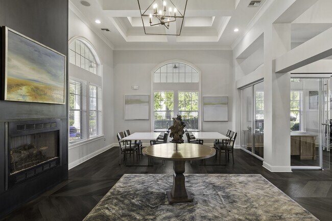 Foto del edificio - Courtney Station Apartments