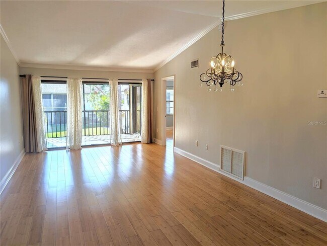 Foto del edificio - 5657 Summerside Ln