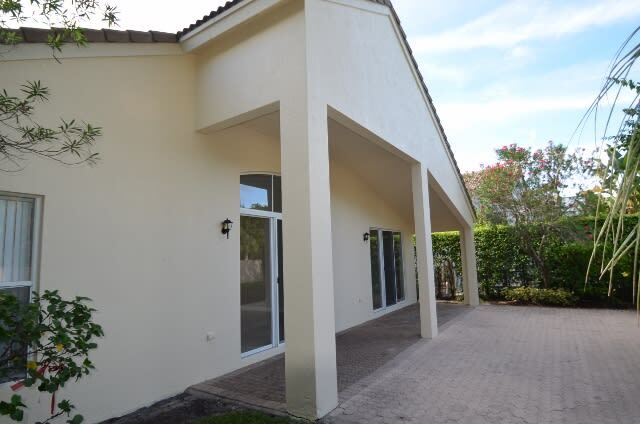 Building Photo - 8173 Cypress Point Rd