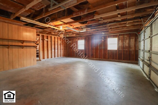 Building Photo - Now ready 3 bed home in Leo