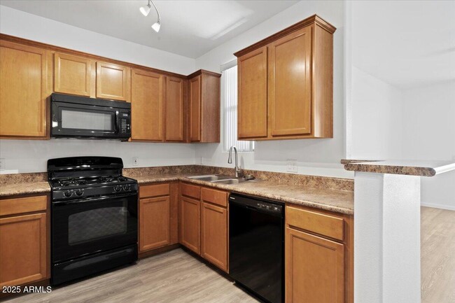 Foto del edificio - 29606 N Tatum Blvd