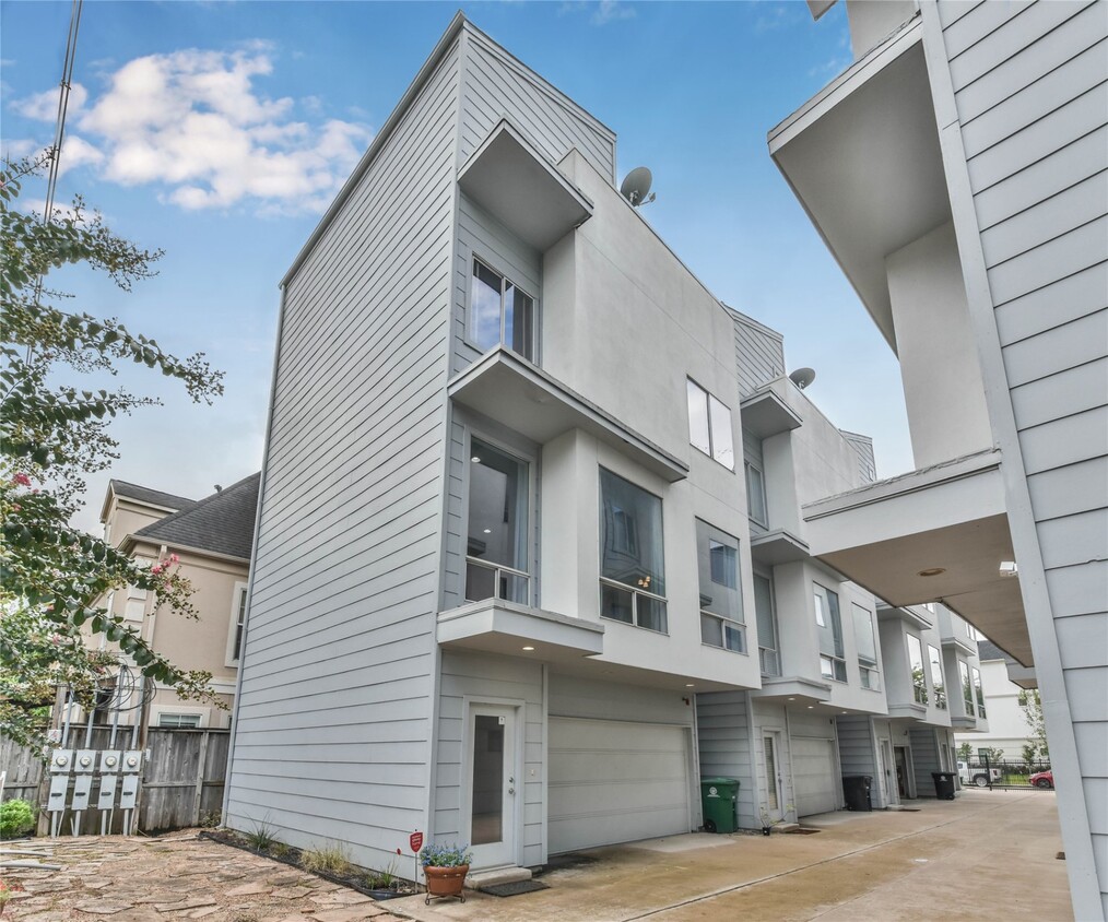 Foto principal - 5710 Winsome Ln