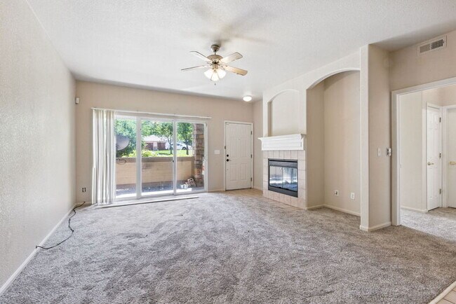 Foto del edificio - 7160 S Wenatchee Way