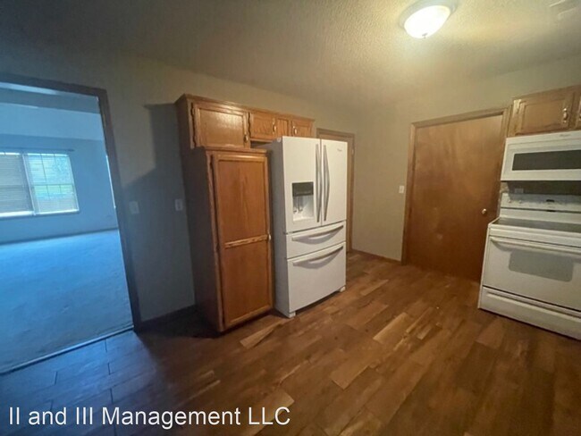 Foto del edificio - 3 br, 2 bath House - 515 Spring Ave