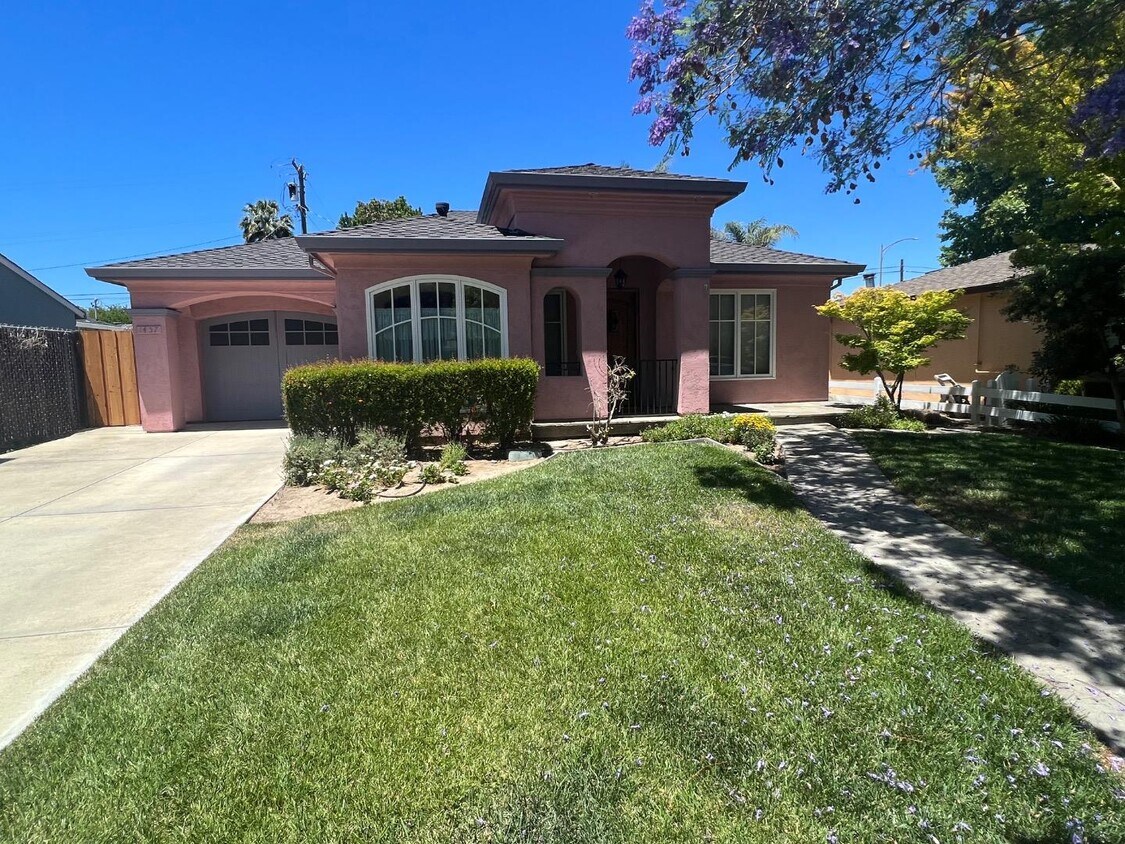Foto principal - 1457 Maxine Ave