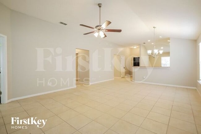 Building Photo - 824 Marjories Way