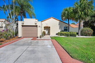 Building Photo - 730 Spring Valley Dr