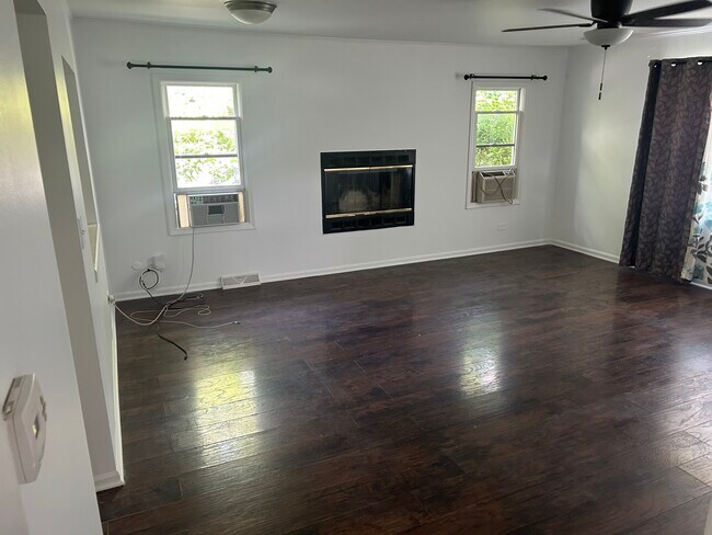 Foto del edificio - 3924 N Cass Ave