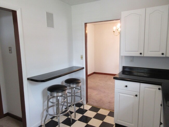 Foto del edificio - 2 Bedroom Northside Home! Great Use of Space and Nice Yard!