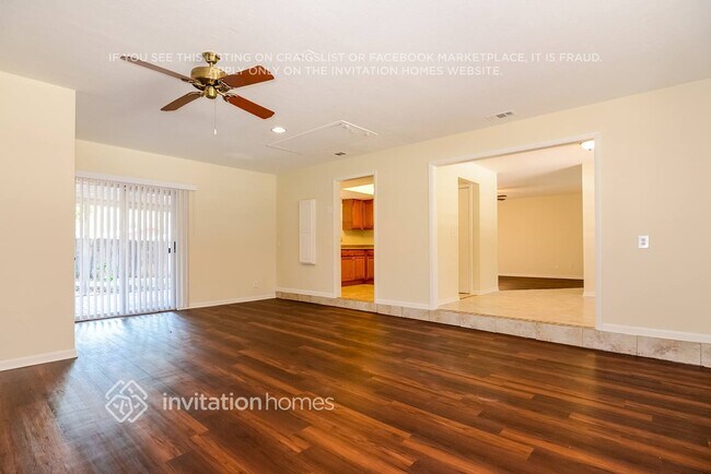 Foto del edificio - 5205 Garner Pl