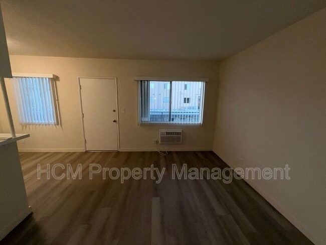 Foto del edificio - 7240 Alabama Ave