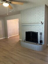 Building Photo - 209 Robert St