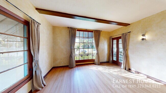 Foto del edificio - 842 E Walnut Ave