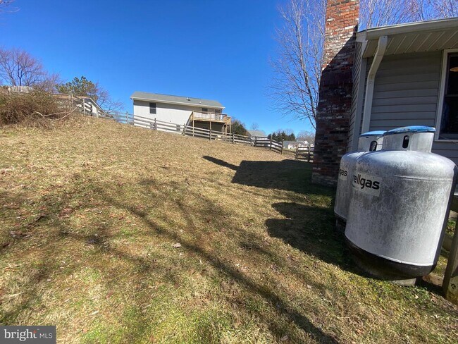 Foto del edificio - 5075 Kildare Ct