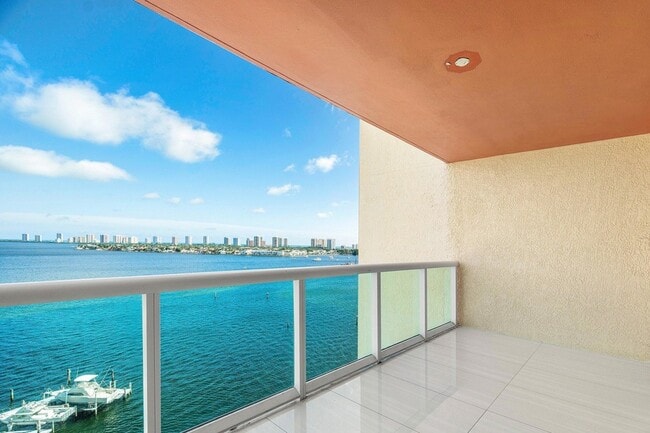 Photo - 2650 Lake Shore Dr Apartment