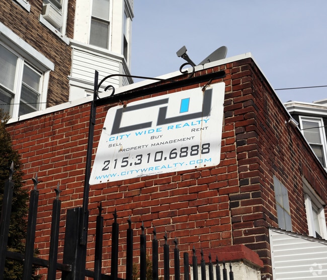  - 6 S 43rd St