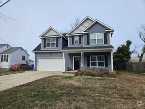 Building Photo - 124 Mapleshade Ave