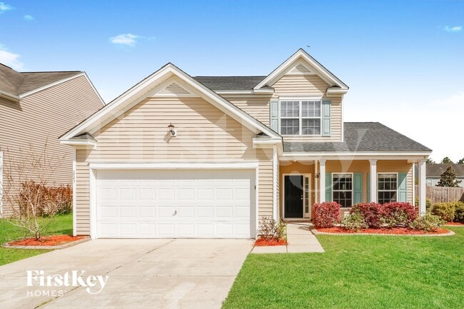 Building Photo - 223 Silk Oak Dr