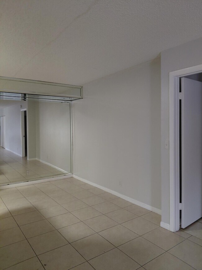 Foto del edificio - 4225 S 57th Ave