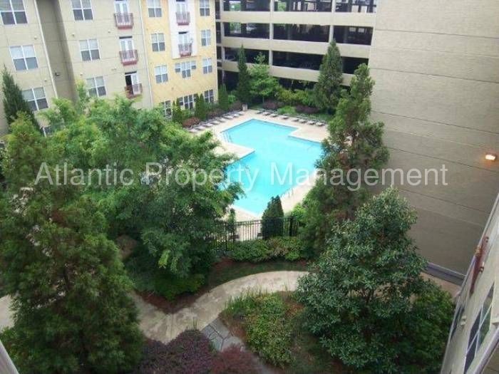Foto principal - 435 Highland Ave NE